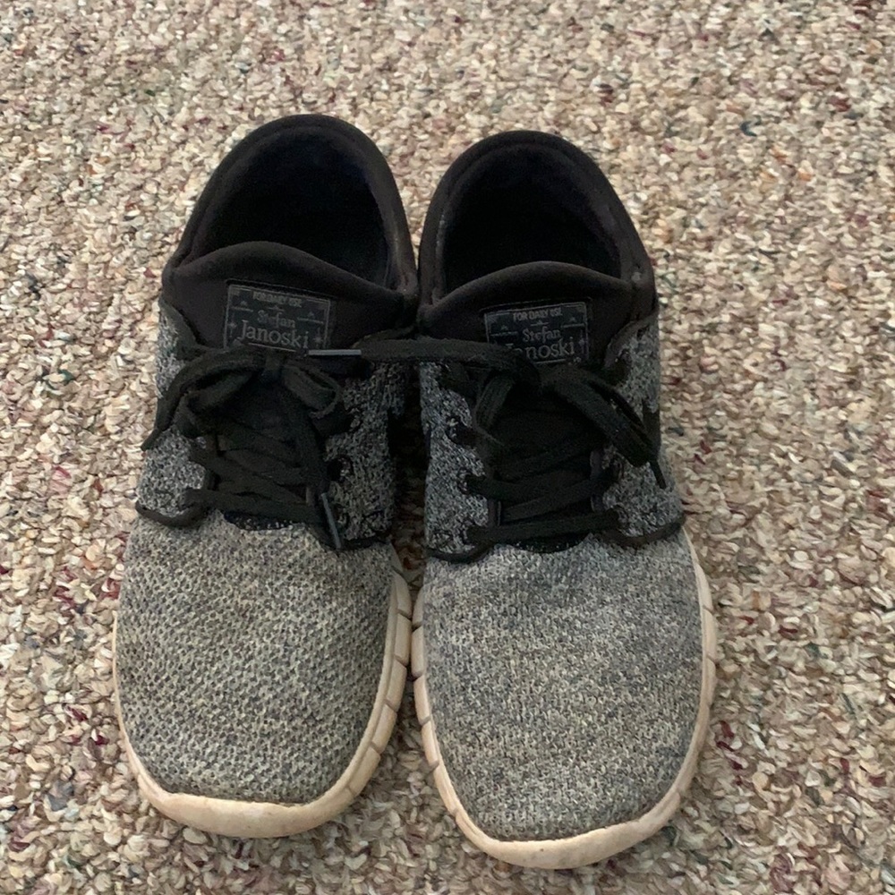 Nike Janoski shoes